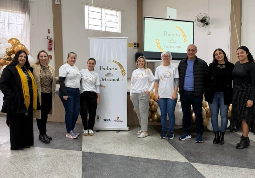 Imagem relacionada à notícia: Projeto social oferece aulas de panificação e empreendedorismo em Navegantes