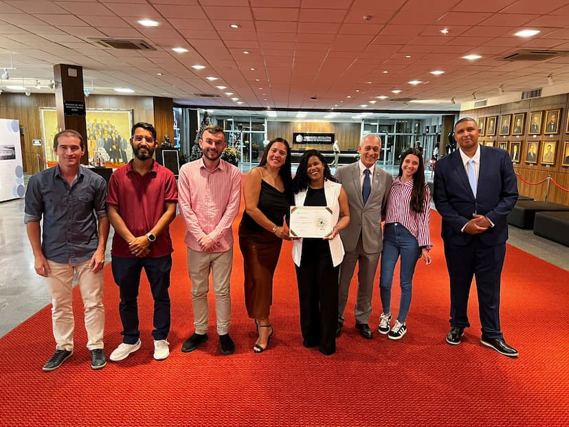 Imagem relacionada à notícia: Portonave conquista Certificação de Responsabilidade Social da ALESC